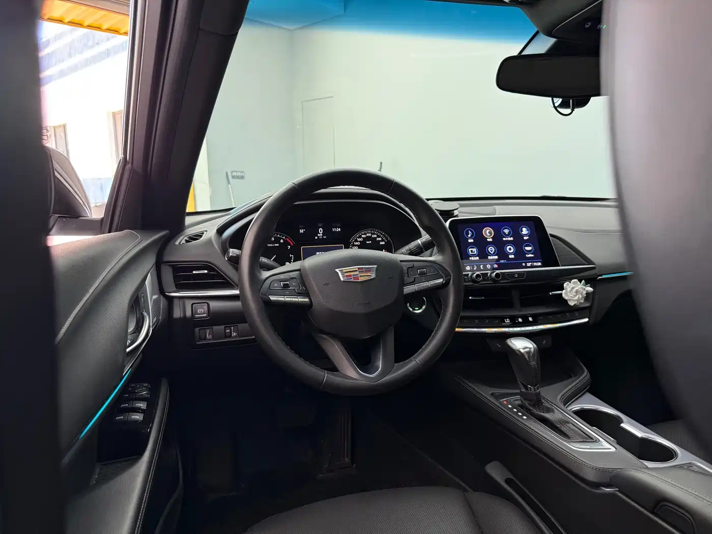 Cadillac CT4 2023 2023 28T Luxury Model