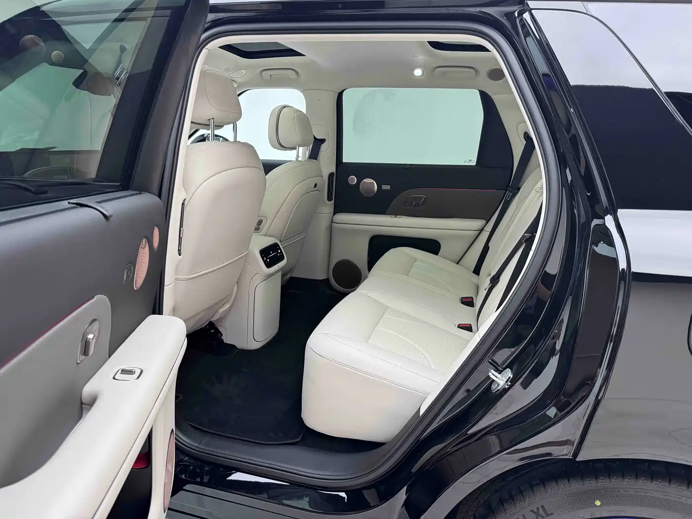IM Motors IM LS8 2026 2026 Model Base Version 5-seater