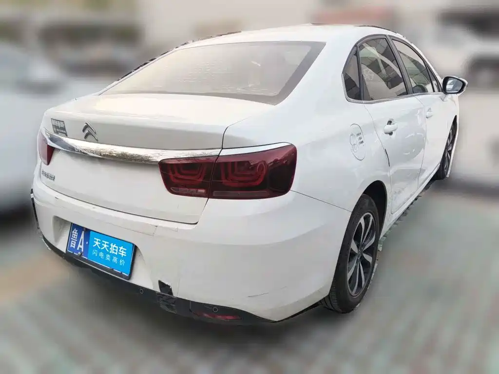 Фото 2 - Citroën C4 C-Quatre