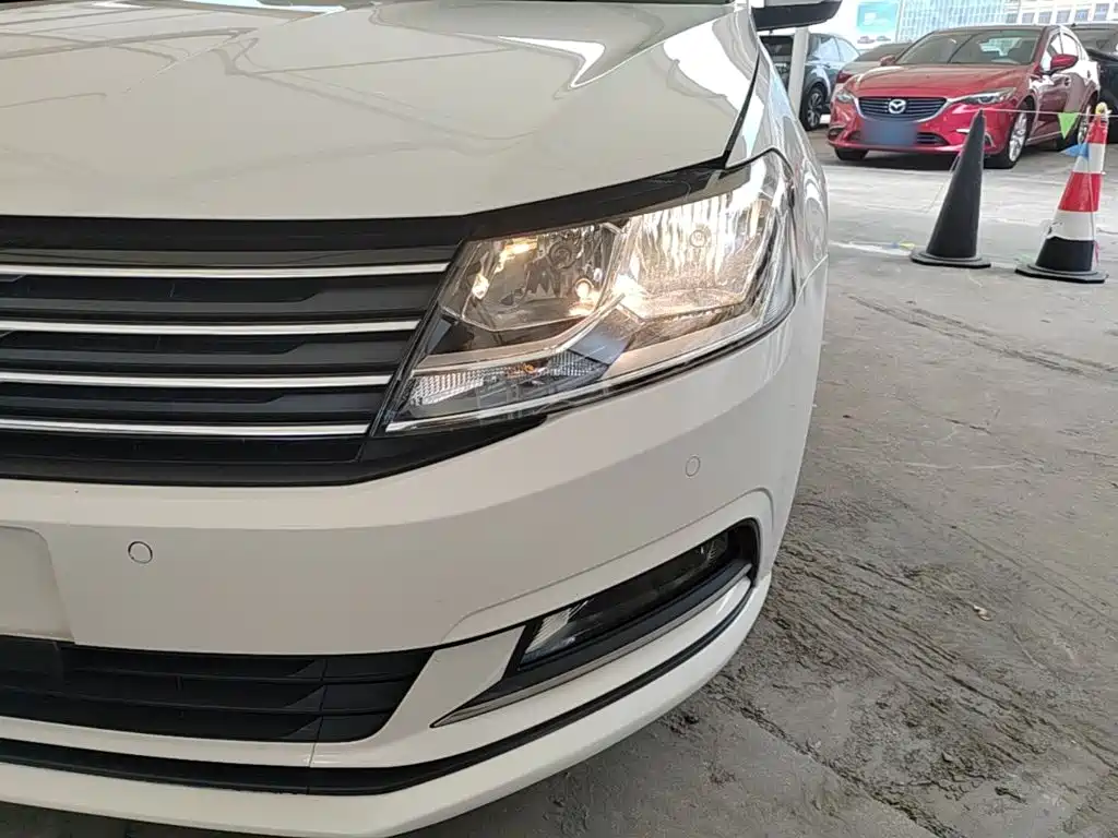 Volkswagen Lavida Tour 2019 2017 230TSI DSG Comfort Edition