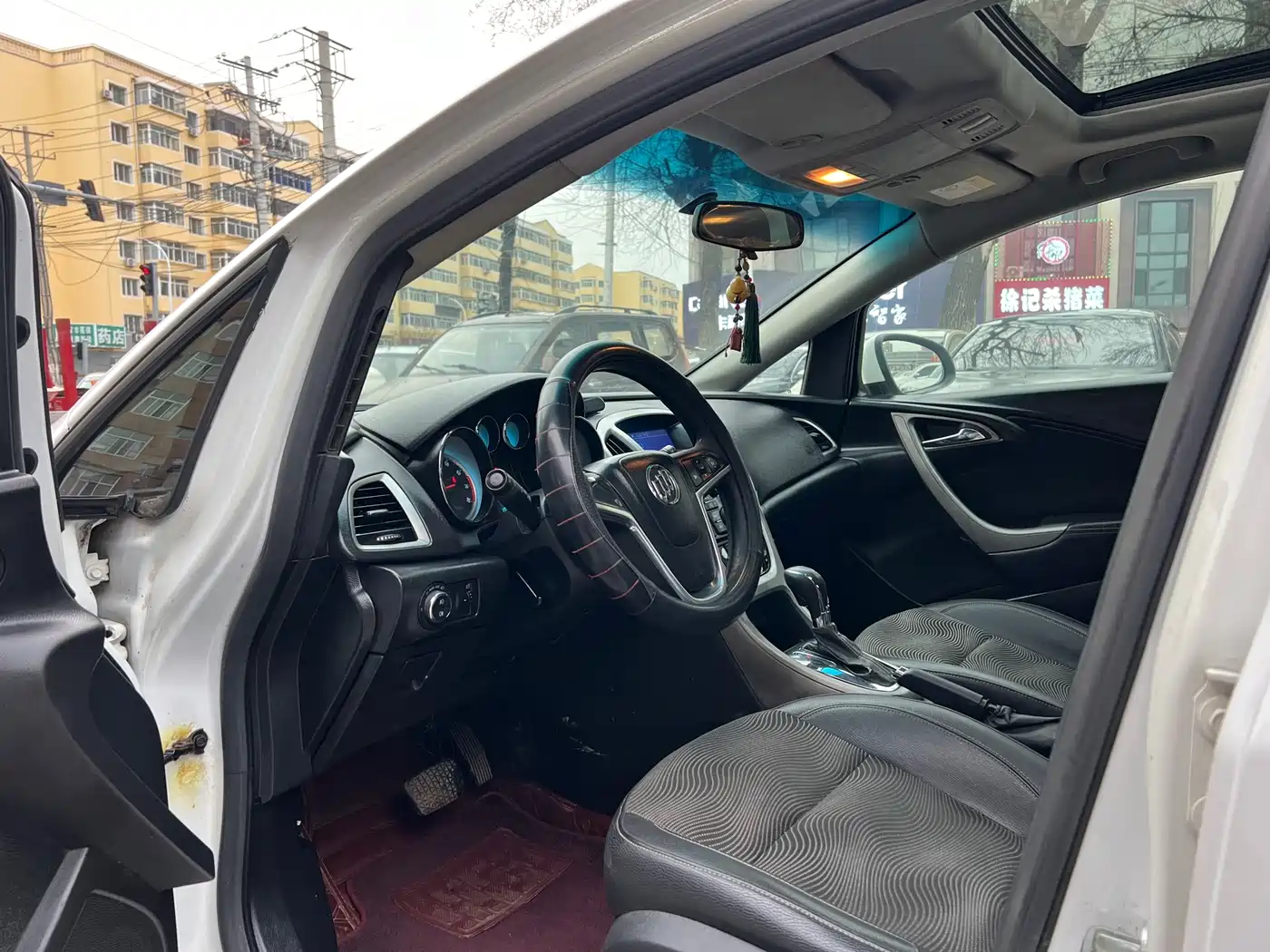 Buick Excelle 2014 XT 1.6L Automatic Fashion фото 9