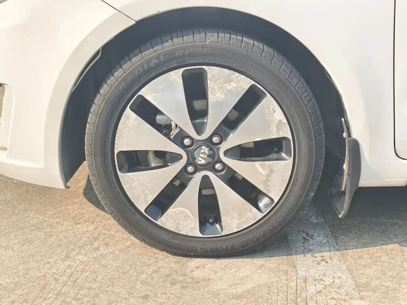 Kia K2 2013 2012 Sedan 1.6L AT Premium Commemorative Edition