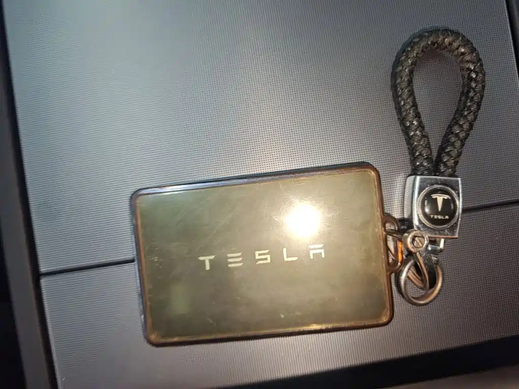 Фото 9 - Tesla Model Y