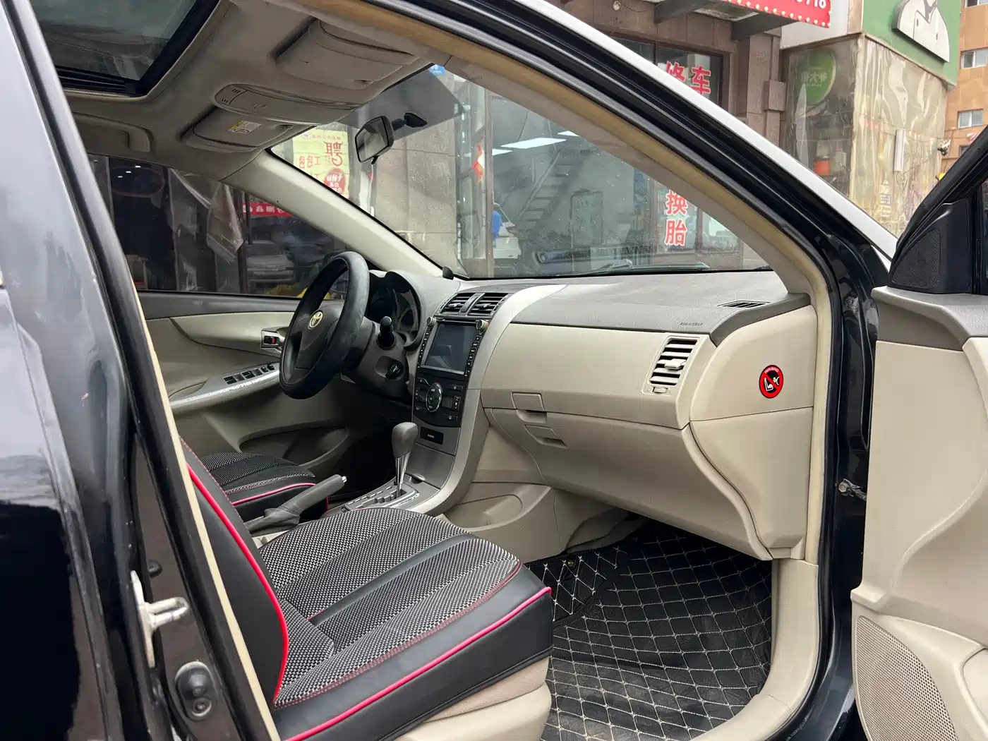 Toyota Corolla 2009 1.8L Automatic GLX-i Special Anniversary Edition фото 10
