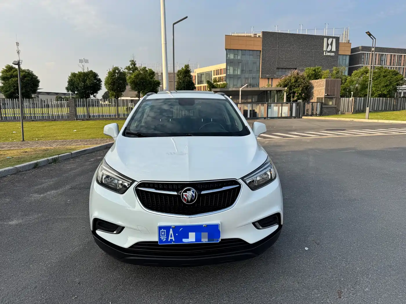 Photo 2 - Buick Encore
