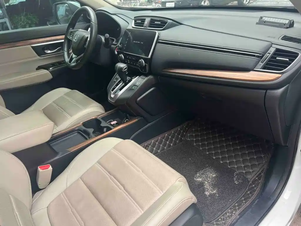 Фото 2 - Honda CR-V