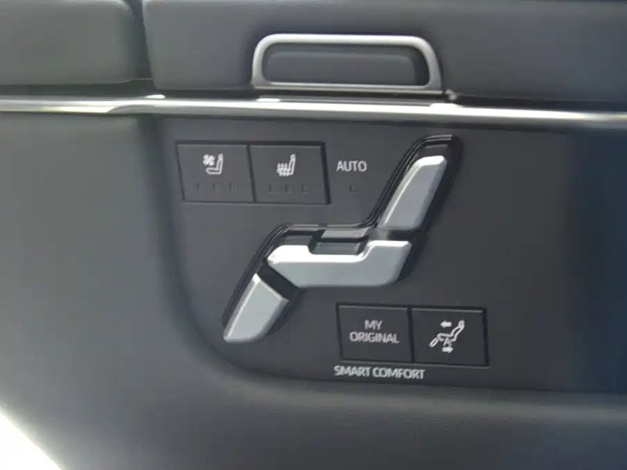 Toyota Alphard 2026 2024 Hybrid 2.5L Ultimate Enjoyment Edition