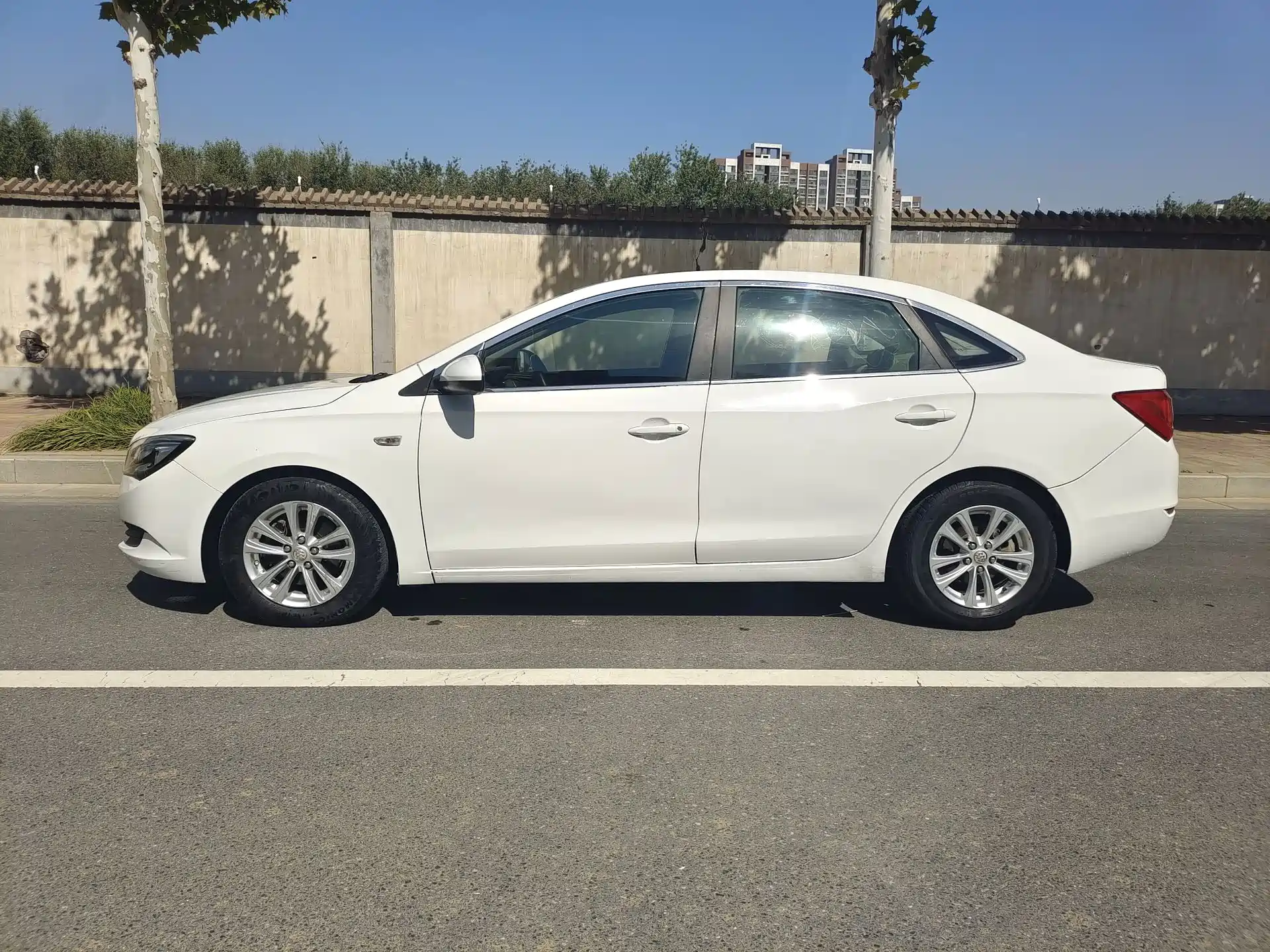 Фото 5 - Buick Excelle