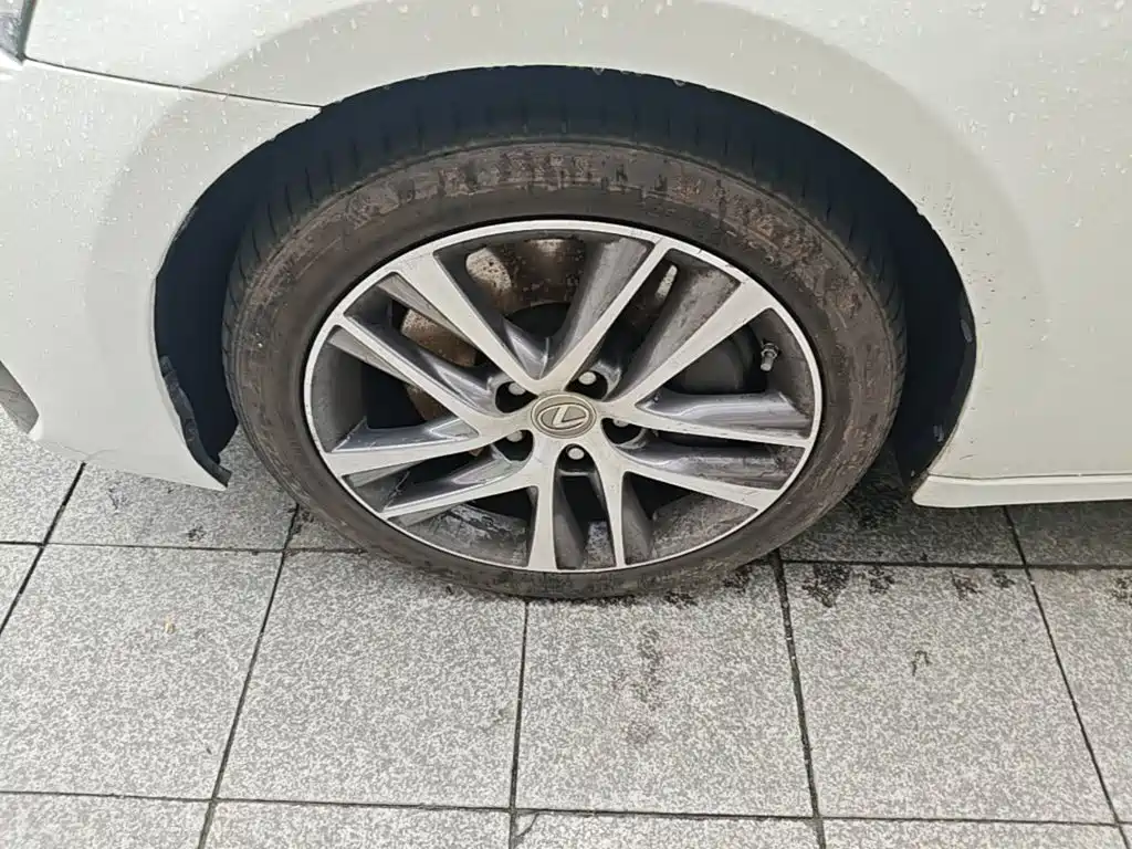 Lexus IS 2019 2017 300 F SPORT
