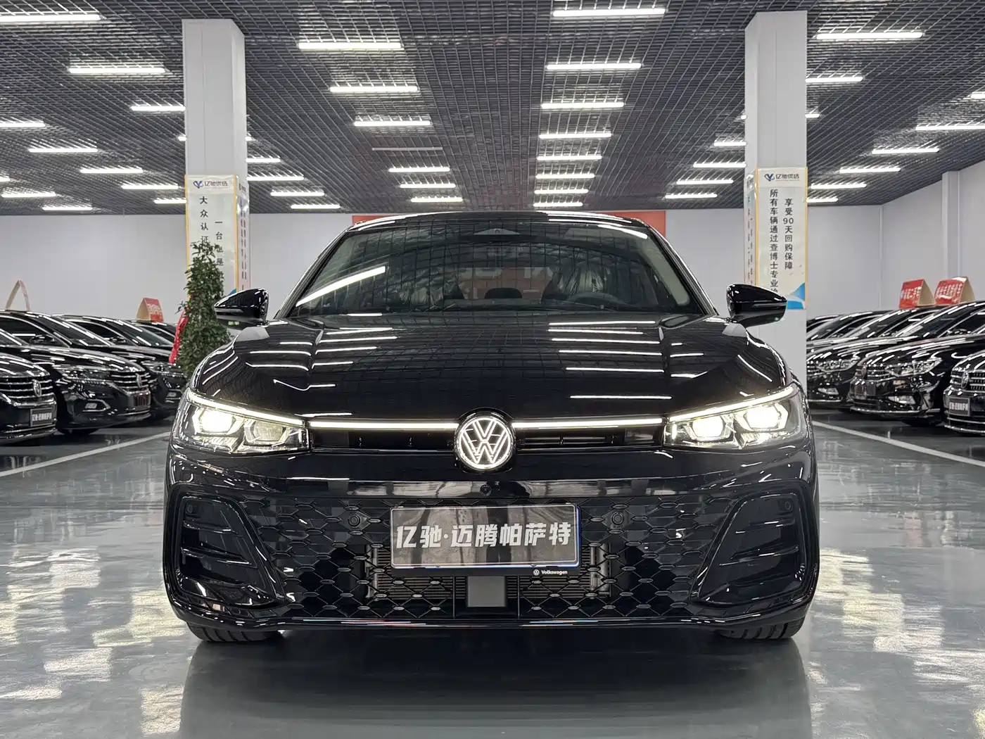 Volkswagen Passat 2026 2026 Pro 380TSI Starlight Dragon Fortune Edition
