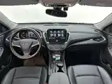 Photo 5 - Chevrolet Malibu XL