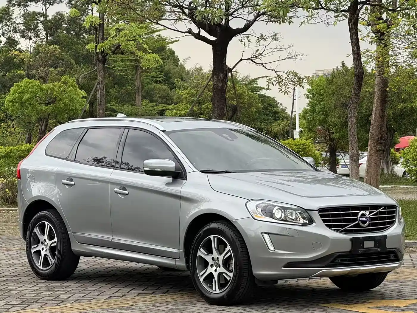 2014 Volvo XC60 (Import)