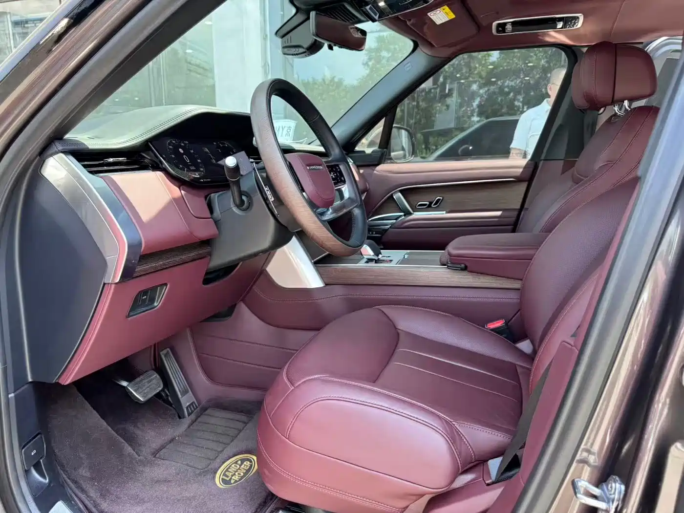 Land Rover Range Rover 2026 2024 3.0 L6 400PS Exemplary Extended