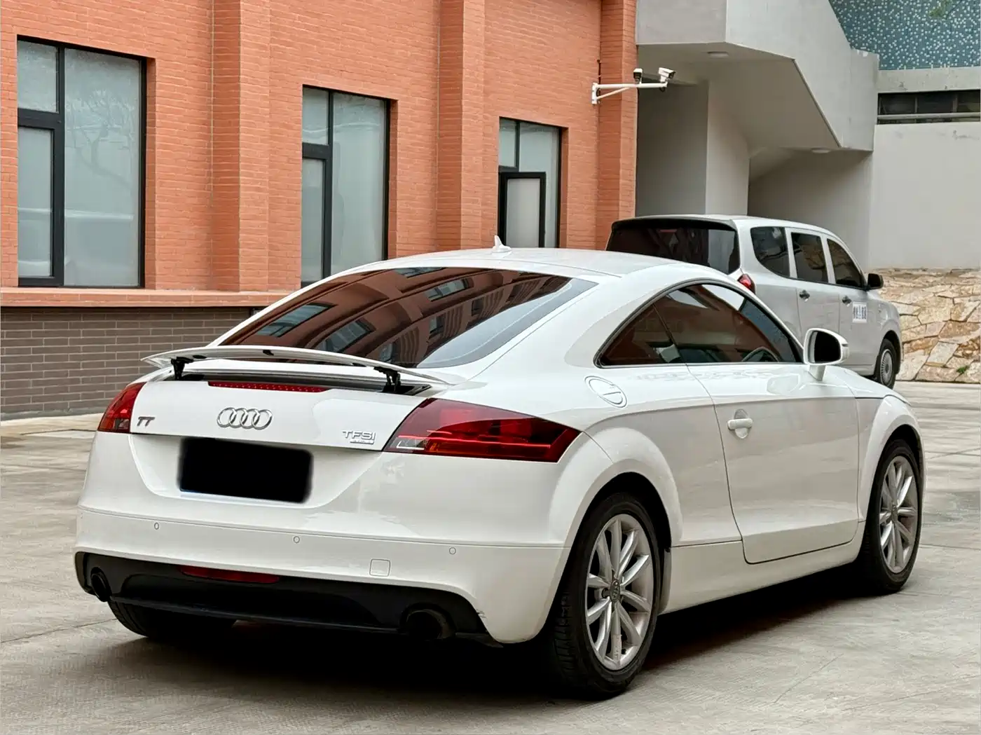 Audi TT 2011 TT Coupe 2.0TFSI quattro фото 4