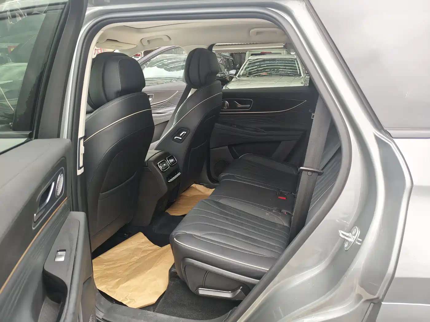 Chery Tiggo 9 2023 2023 2.0T DCT 2WD Luxury 5-Seater