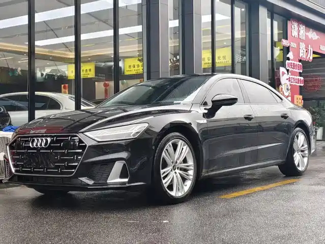 AUDI A7L