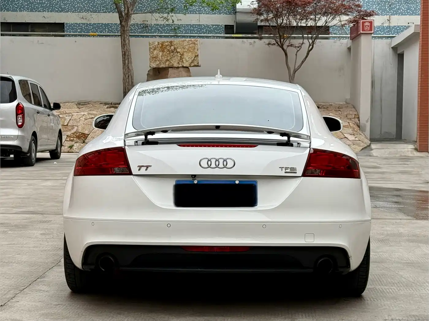 Audi TT 2011 TT Coupe 2.0TFSI quattro фото 5