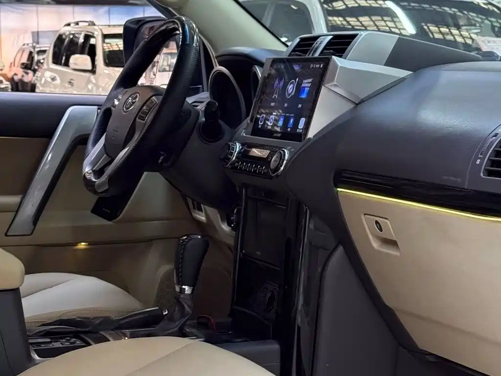 Toyota Prado (Import) 2017 2014 2.7L Automatic Standard Edition