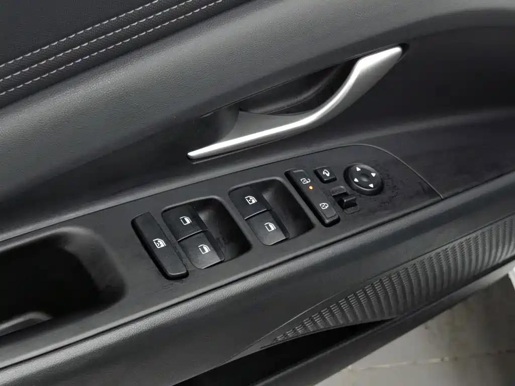 Hyundai Elantra, миниатюра 9