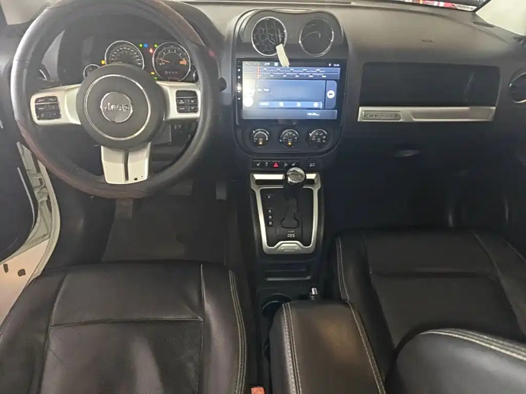 Jeep Compass (Import) 2016 2014 Facelift 2.4L 4WD Luxury Edition