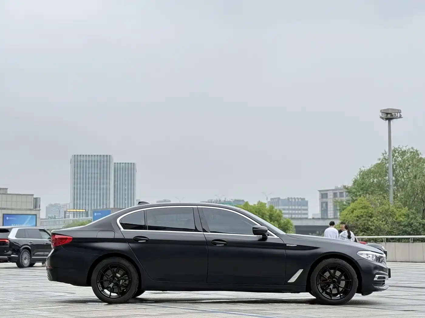 BMW 5 Series 2020 525Li Luxury Package фото 8