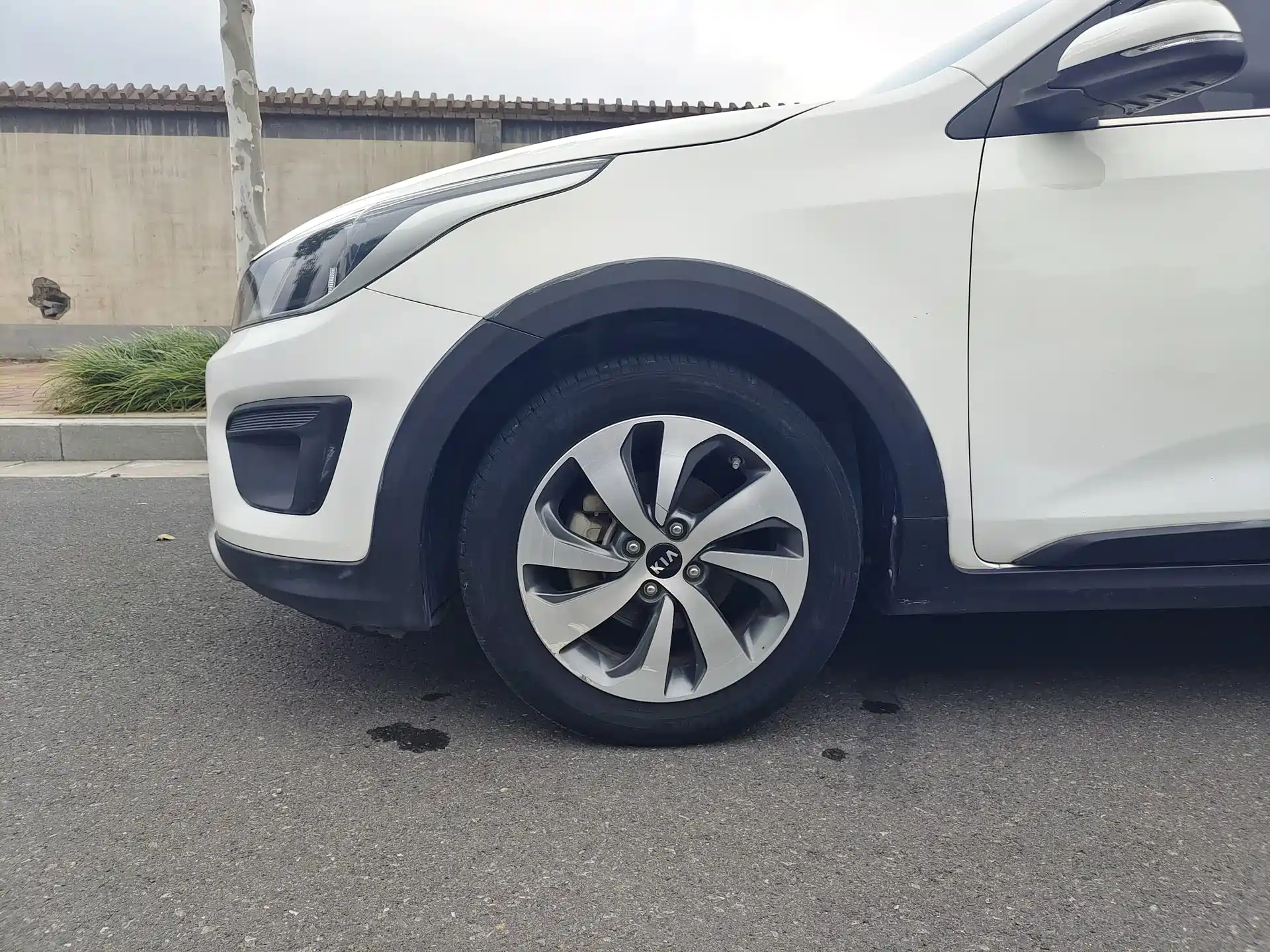 Photo 5 - Kia KX CROSS