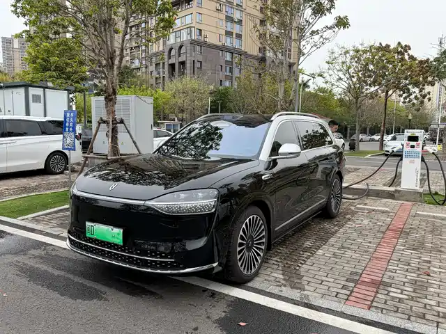 AITO ASK THE WORLD M9