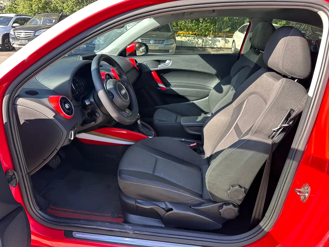 Audi A1 2013 30 TFSI China Limited Edition Ego фото 12