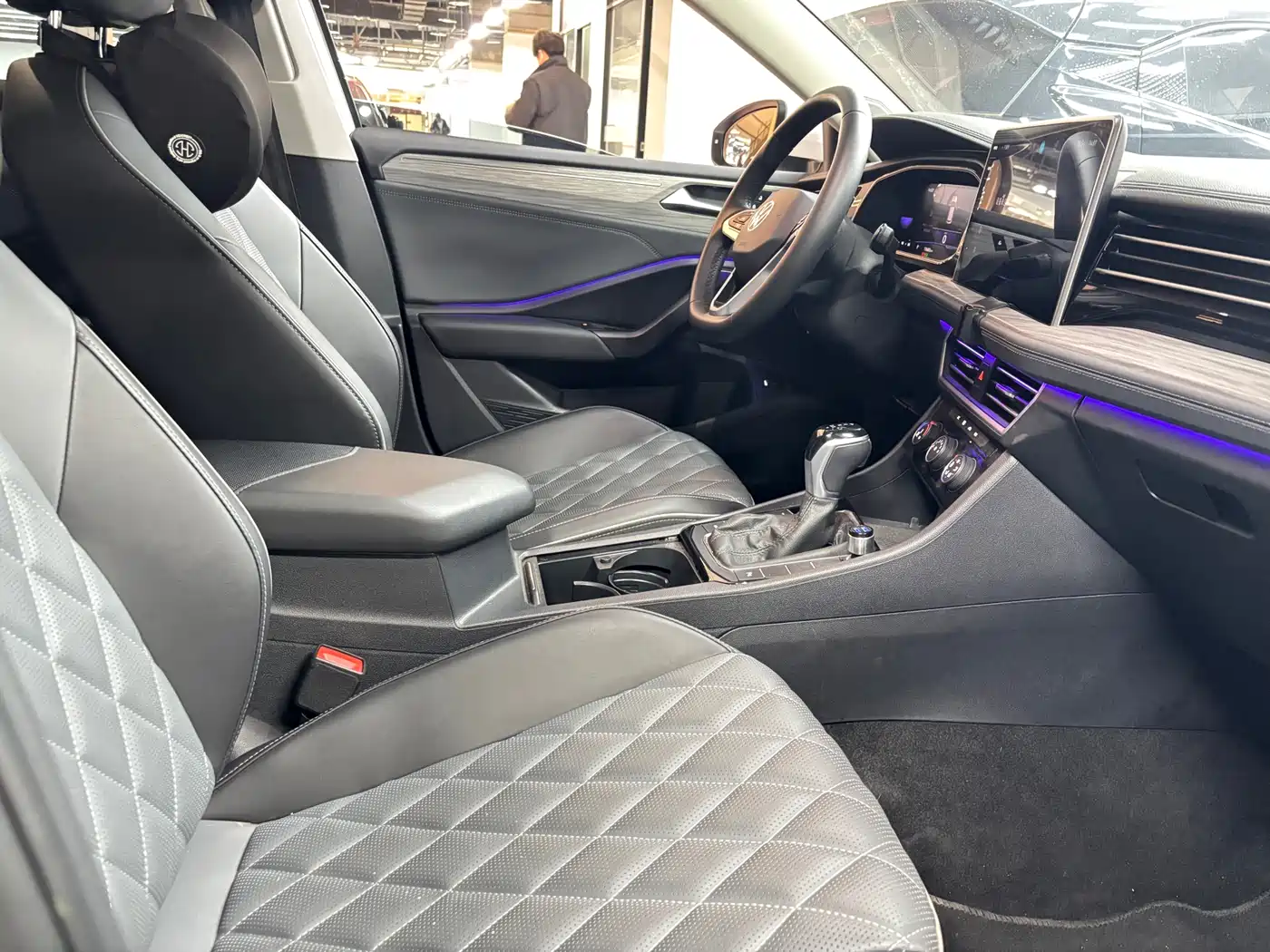 Volkswagen Sagitar 2023 300TSI DSG Excellence Edition фото 8