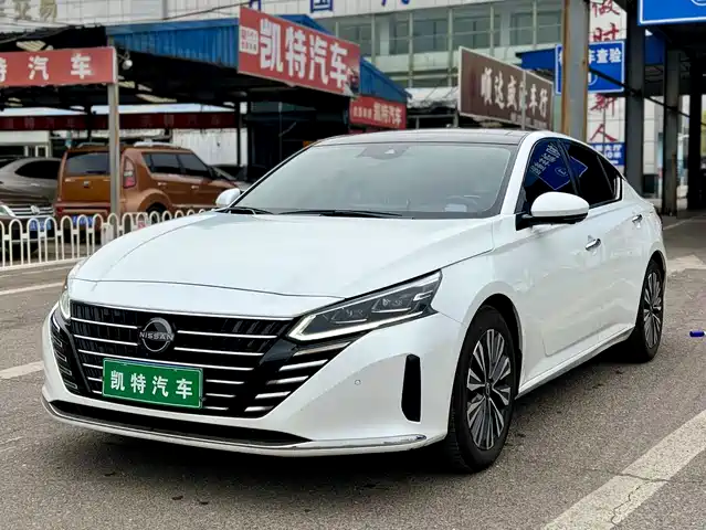 NISSAN TEANA