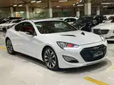 Photo 3 - Hyundai Genesis Coupe
