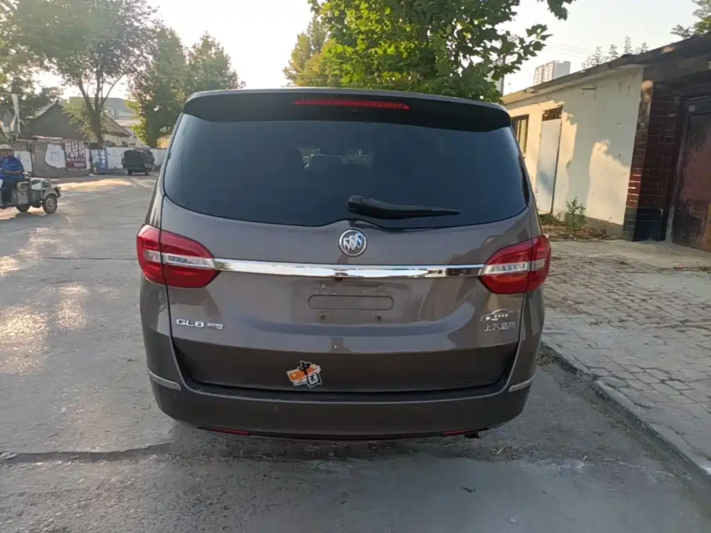 Фото 6 - Buick GL8