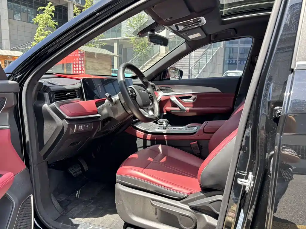 Jetour X70 PLUS 2025 2025 Champion Edition 1.5T DCT Champion PRO 5-seater