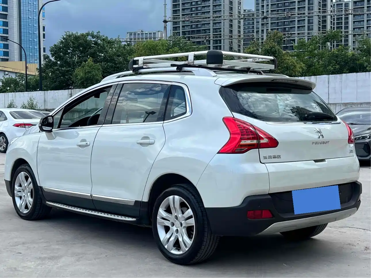Peugeot 3008 2015 2.0L Automatic Trend Edition фото 6