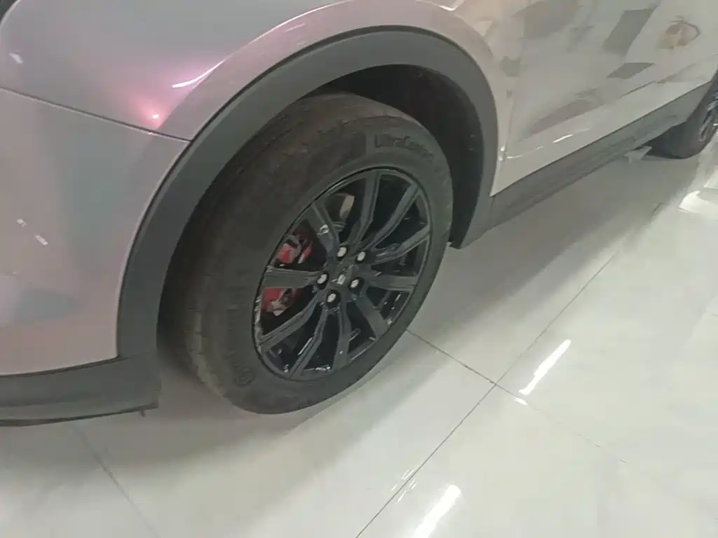 Cadillac XT4 2023 2022 28T FWD Luxury