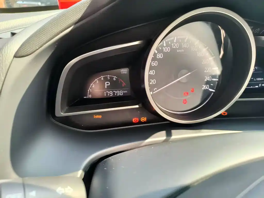Фото 7 - Mazda CX-4