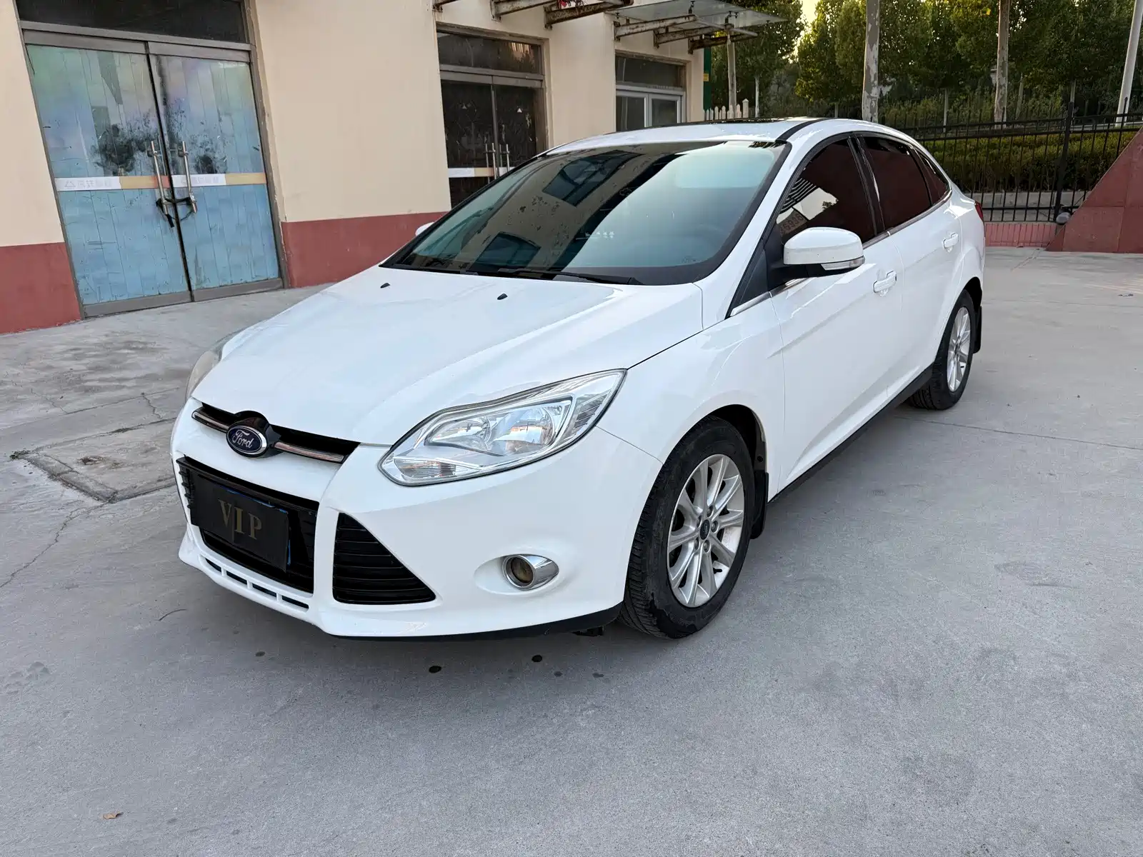 Фото 1 - Ford Focus