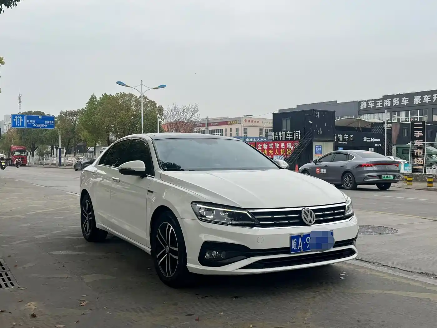 Volkswagen Lamando 2019 280TSI DSG Comfort Edition China VI фото 3