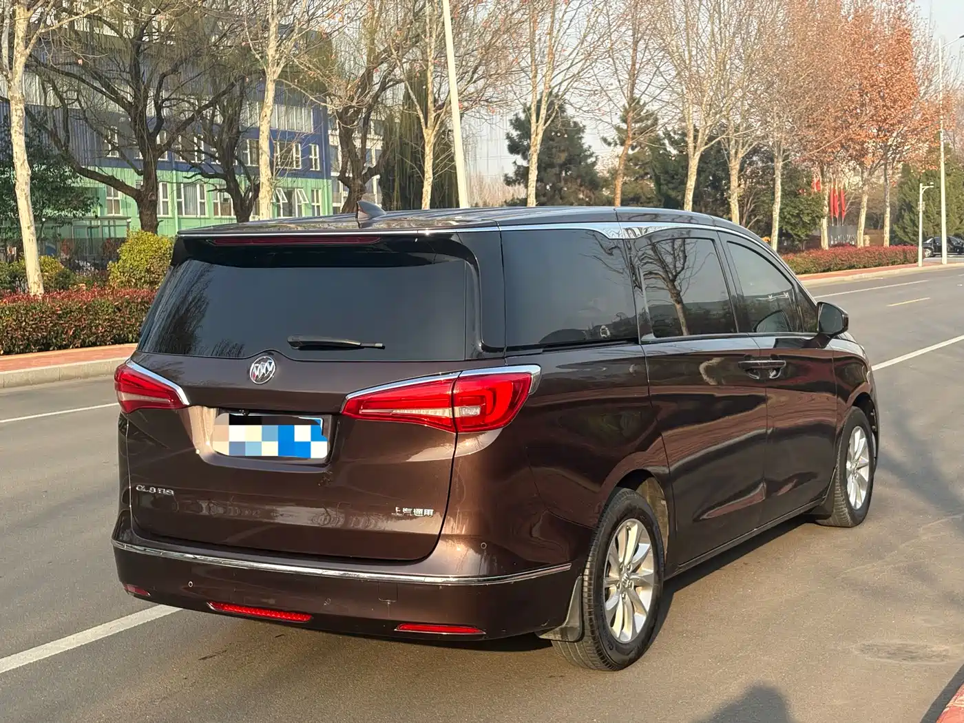 Buick GL8 2017 ES 28T Comfort Type China V фото 4