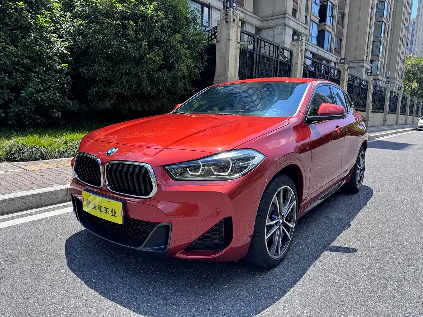 Фото 1 - BMW X2