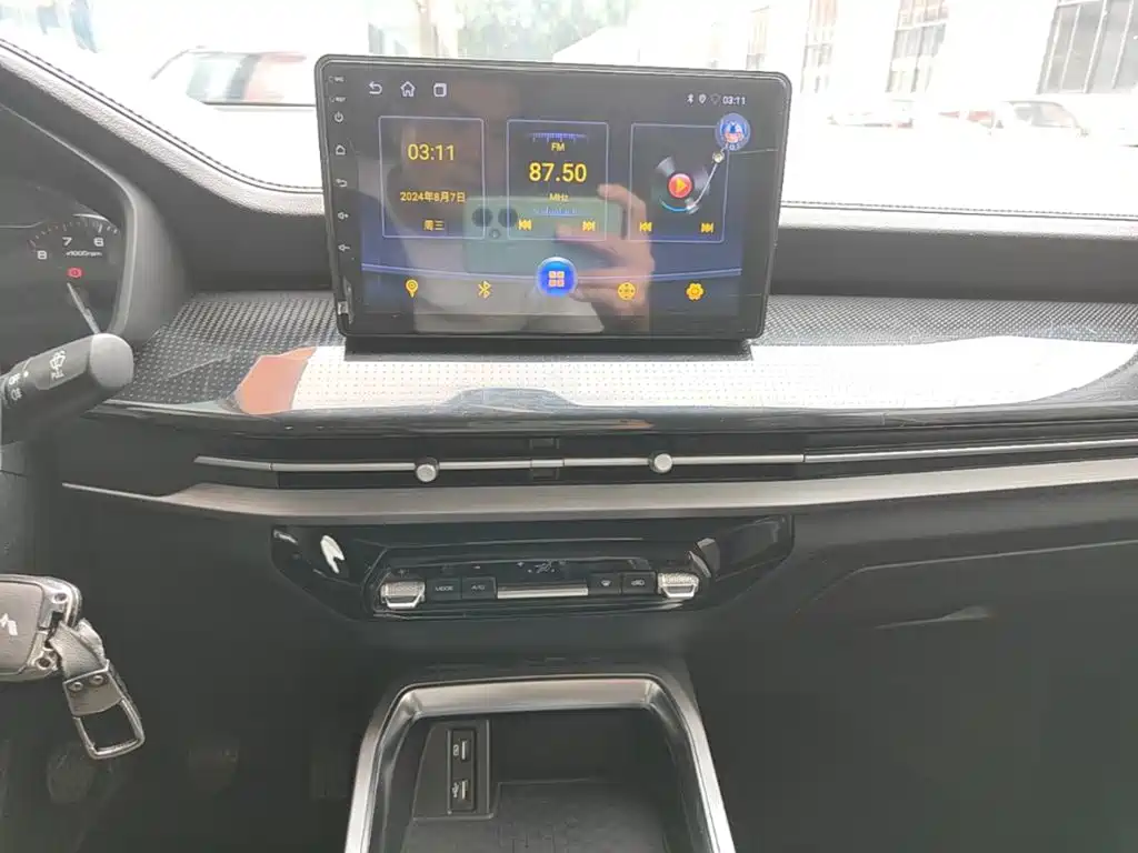 Wuling Motors Wuling Jiachen 2024 2022 1.5L Manual Joy Elite