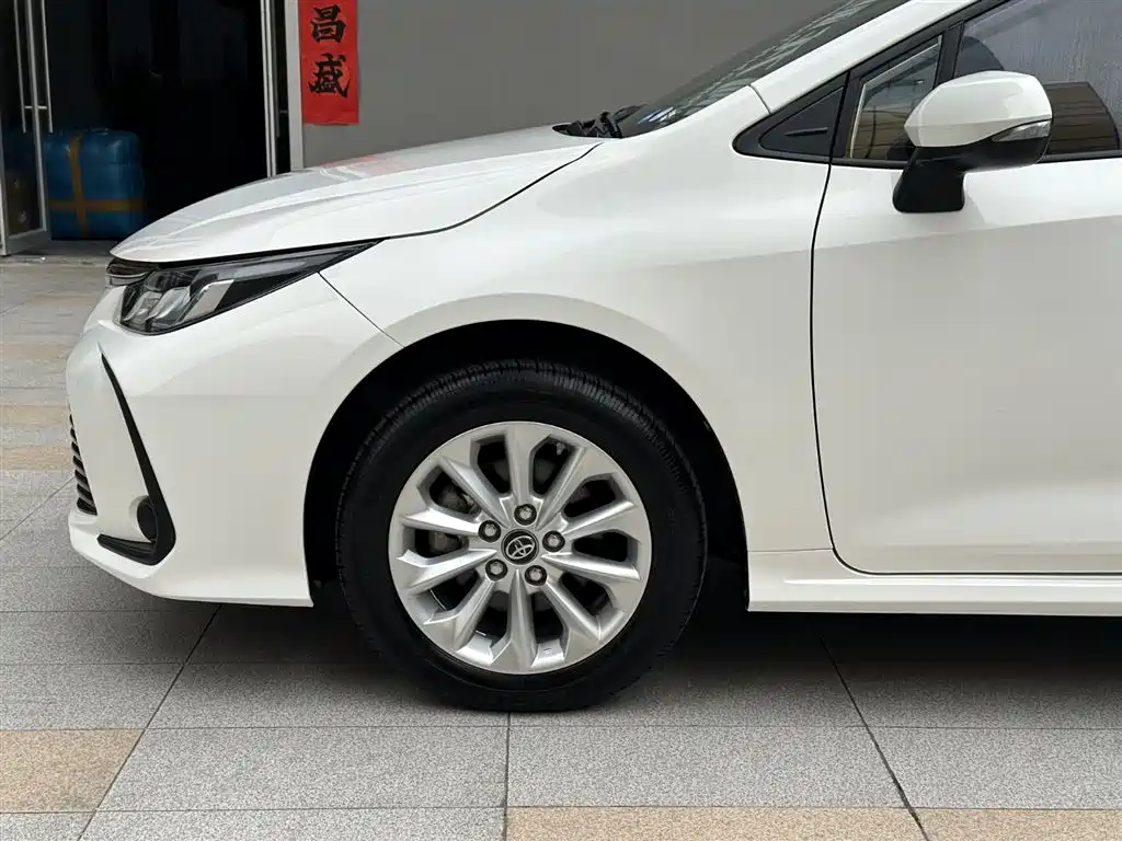Toyota Corolla 2021 1.2T S-CVT Elite PLUS Edition фото 23