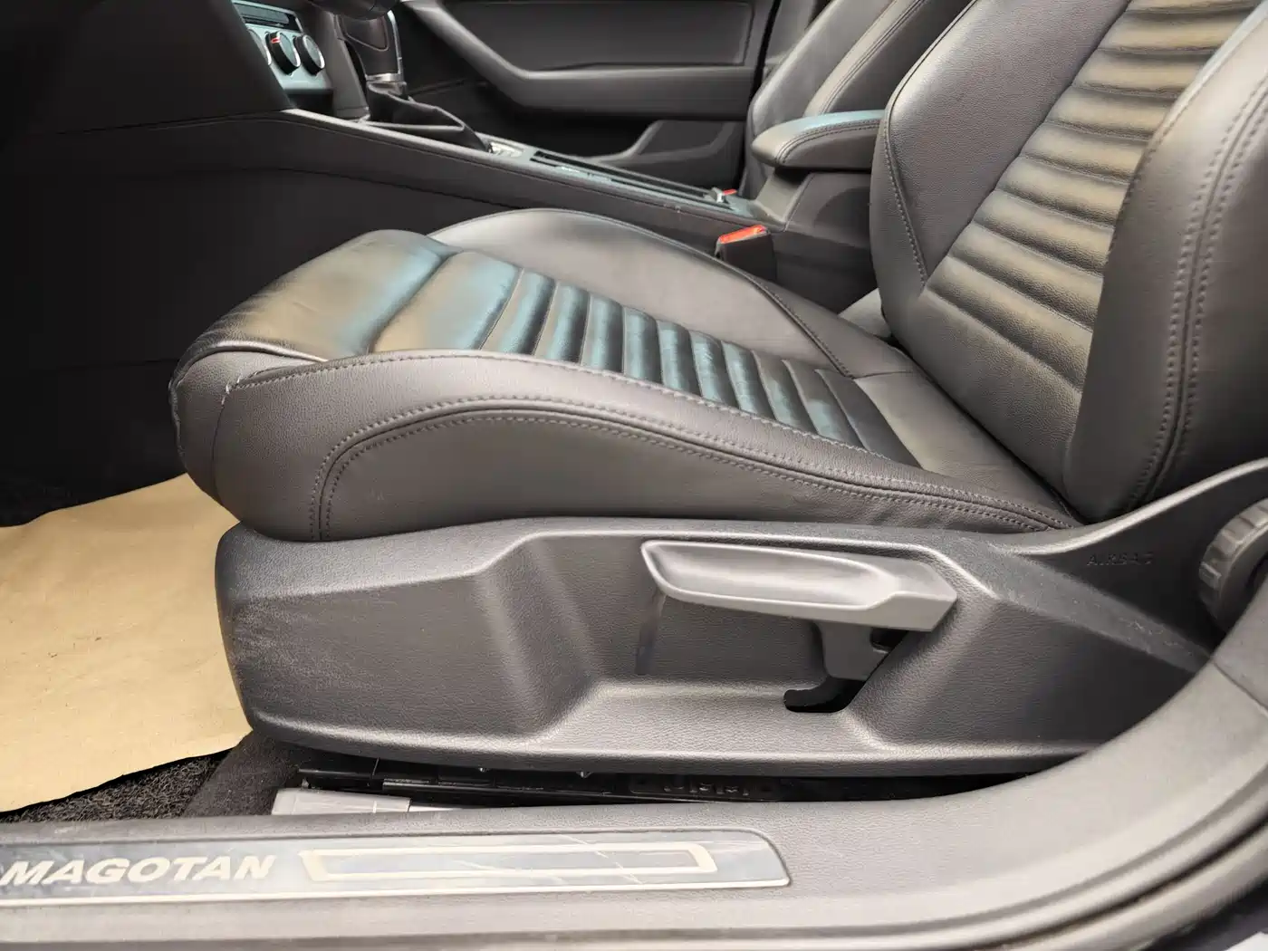 Volkswagen Magotan 2019 280TSI DSG Comfort China VI фото 10