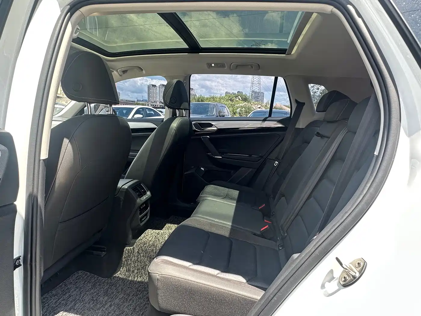 Фото 24 - Volkswagen Tayron