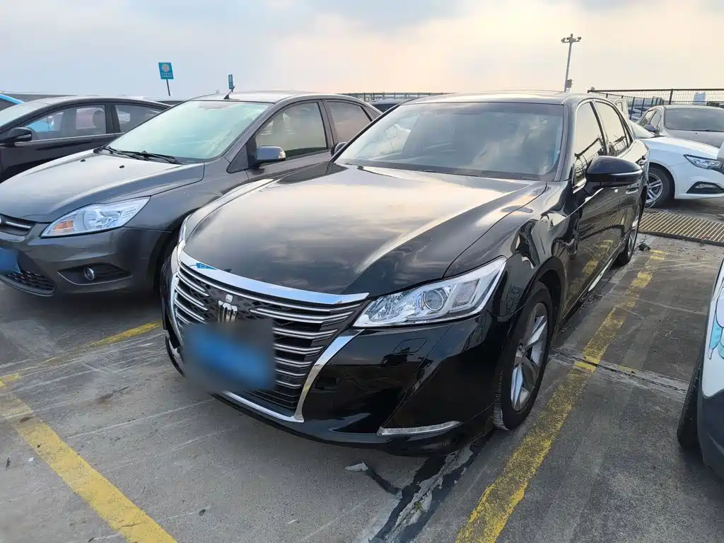 Toyota Crown 2015 — пригон из Китая