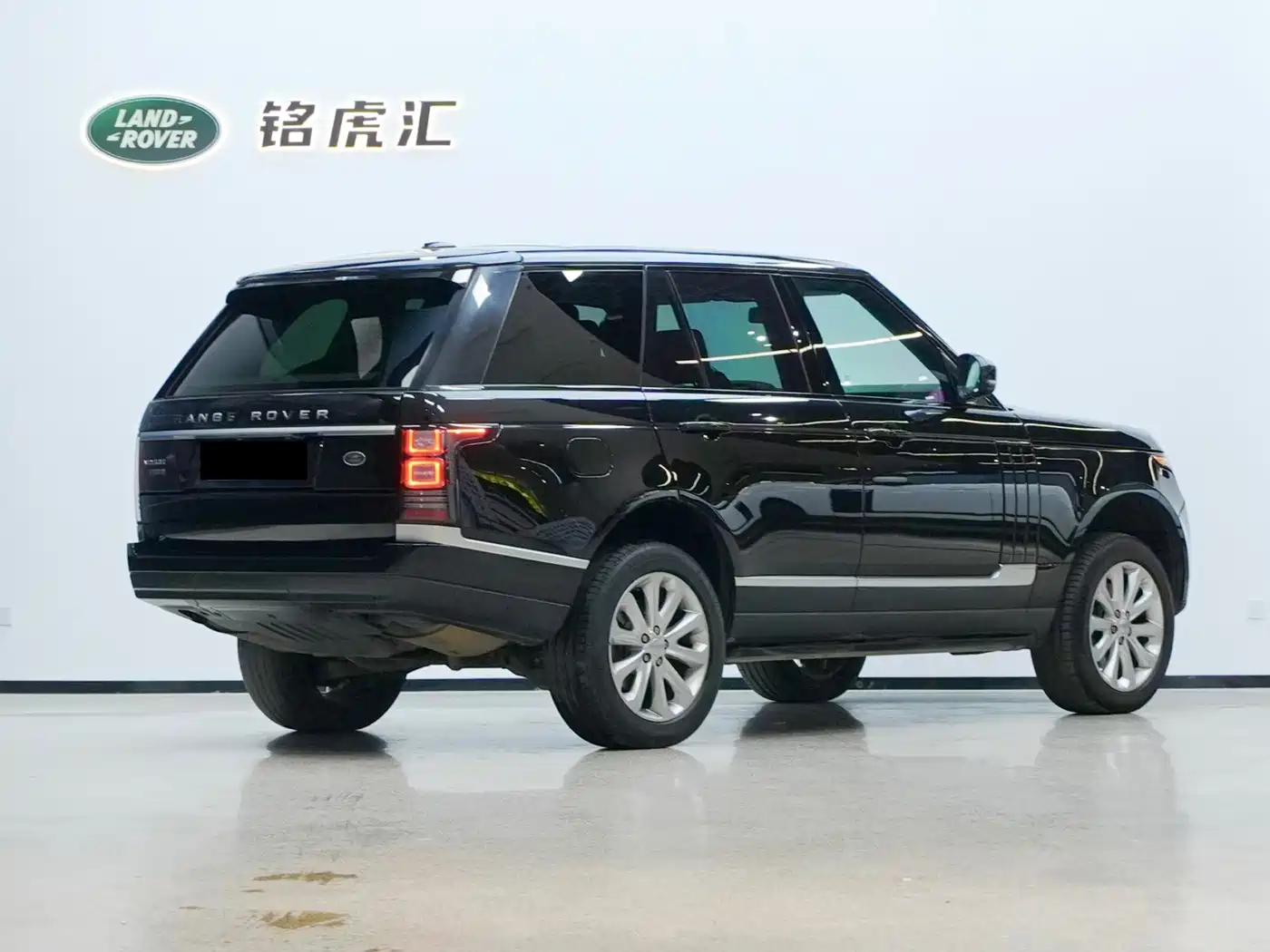Фото 9 - Land Rover Range Rover