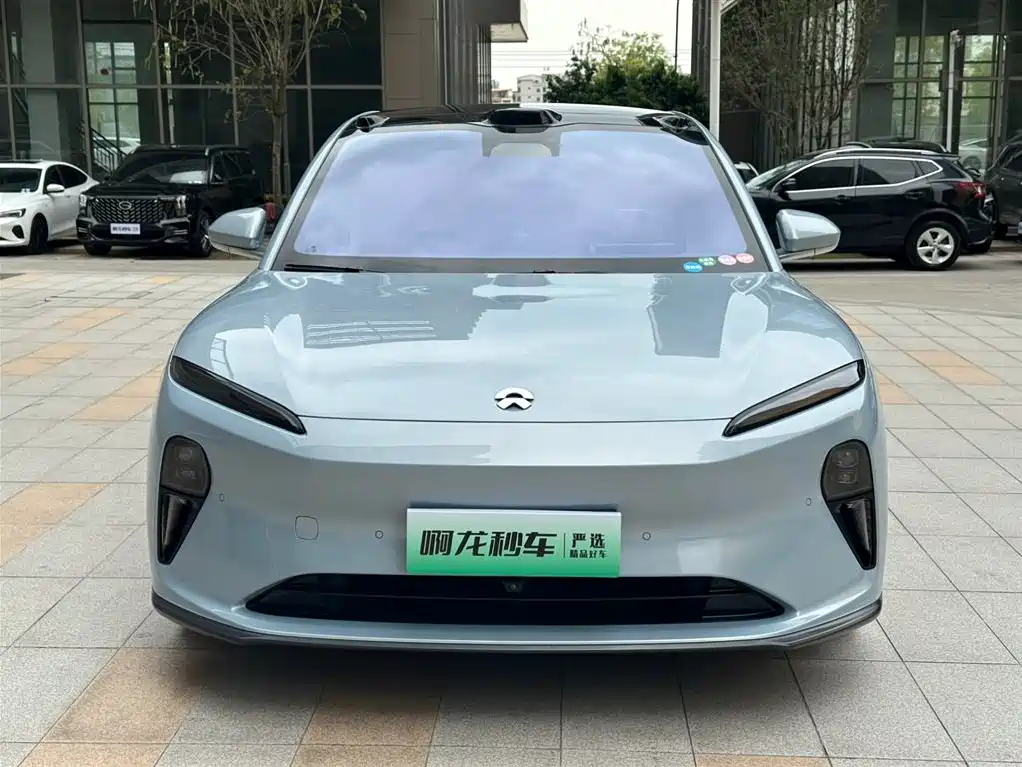 NIO NIO ET5T