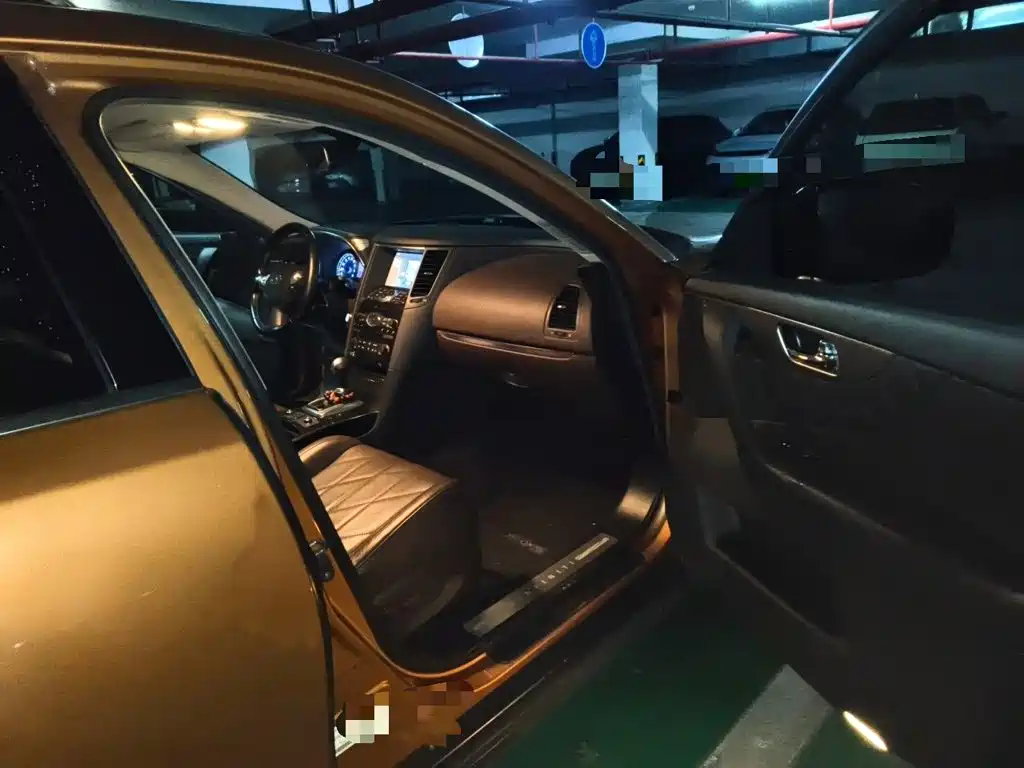 Infiniti QX70 2014 2013 3.7L Standard Edition