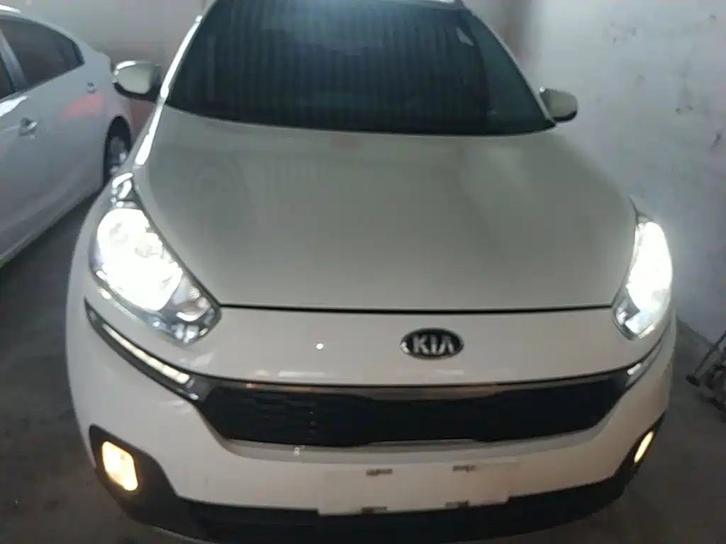 Kia KX3 Smart Run 2015 2015 1.6L Automatic 2WD DLX