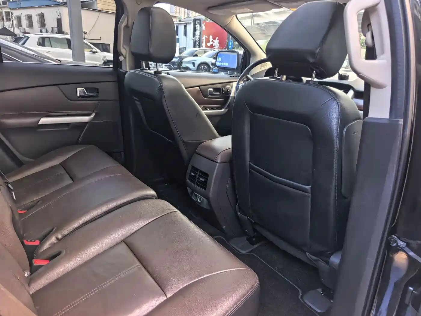 Ford Edge (Import) 2015 2012 2.0T Prestige